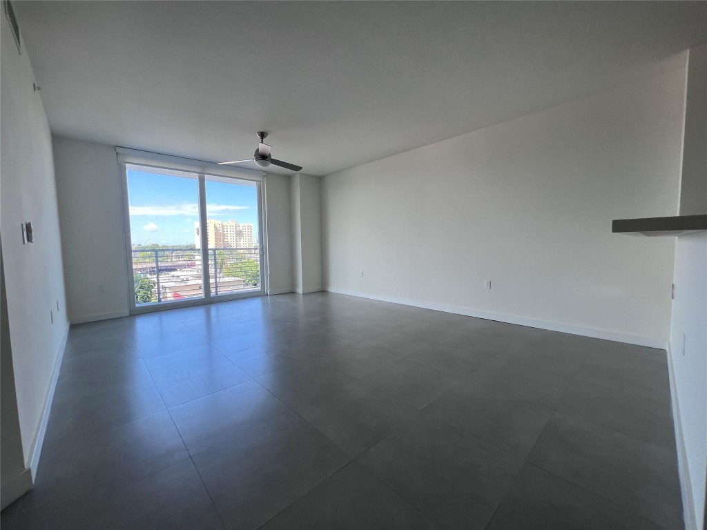 BRICKELL WEST - Residential Lease
