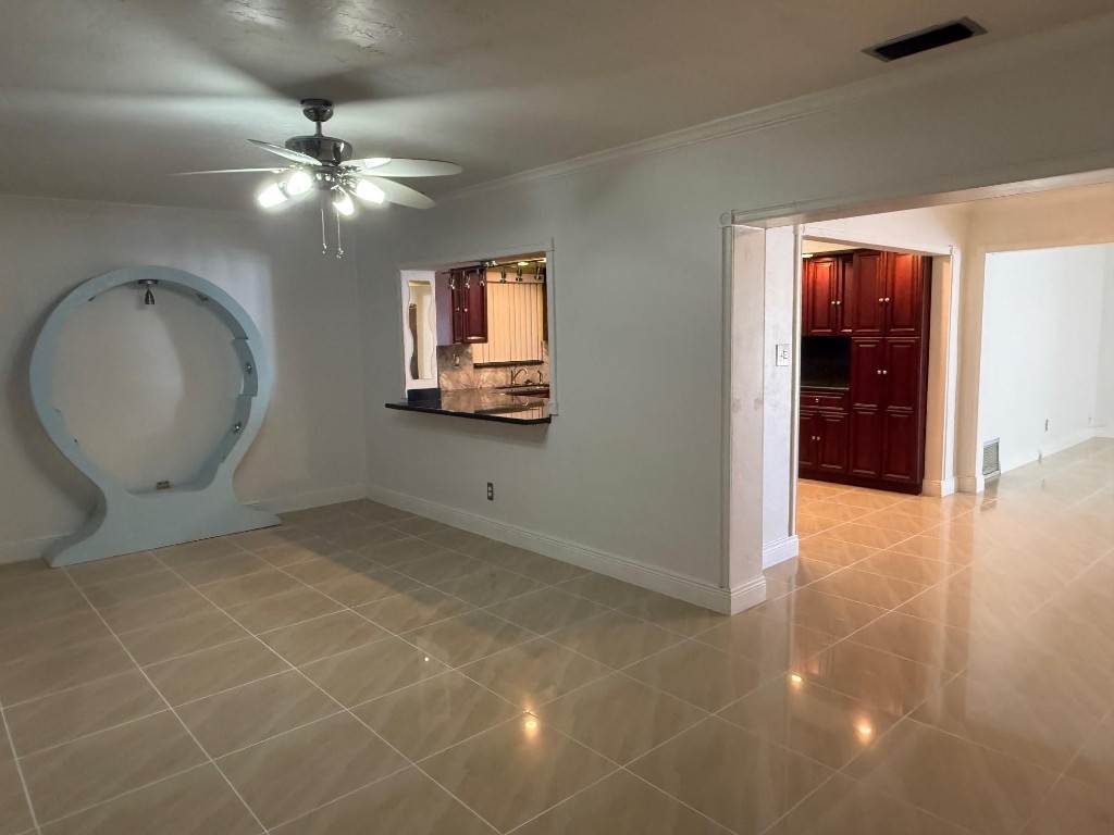 PASADENA LAKES - Residential