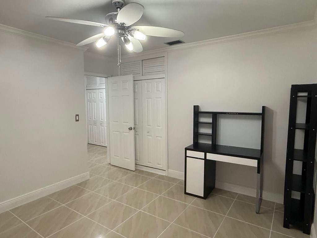 PASADENA LAKES - Residential