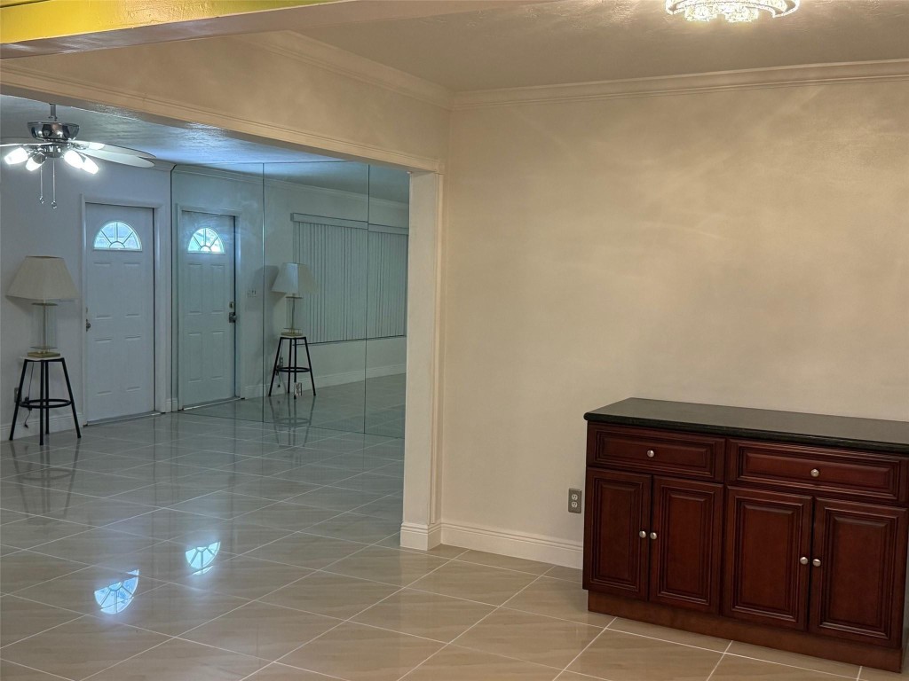 PASADENA LAKES - Residential