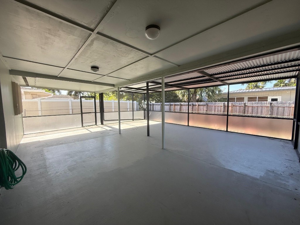 PASADENA LAKES - Residential