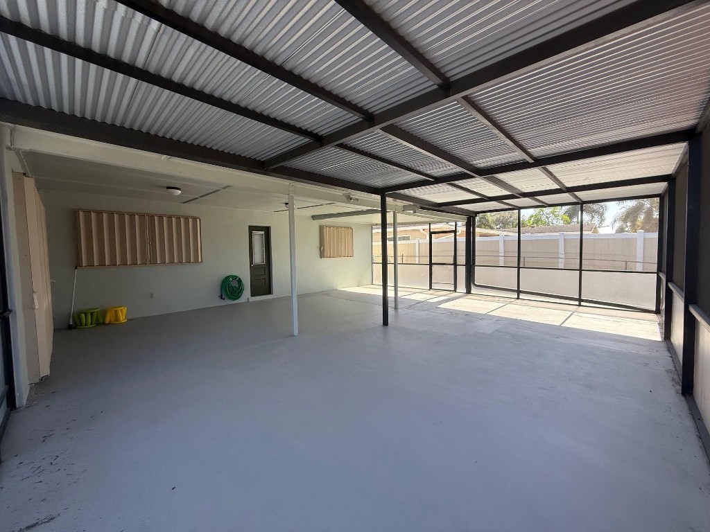 PASADENA LAKES - Residential