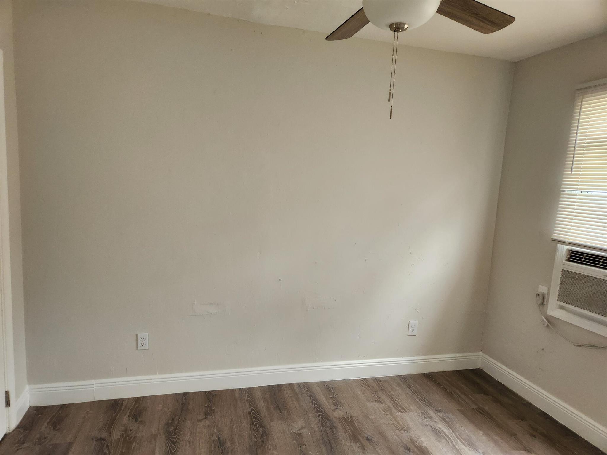 LAKE WORTH TOWN OF - Residential Lease