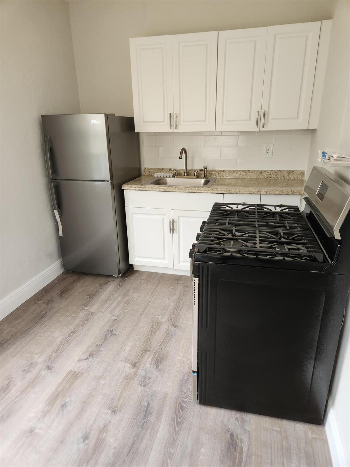 LAKE WORTH TOWN OF - Residential Lease