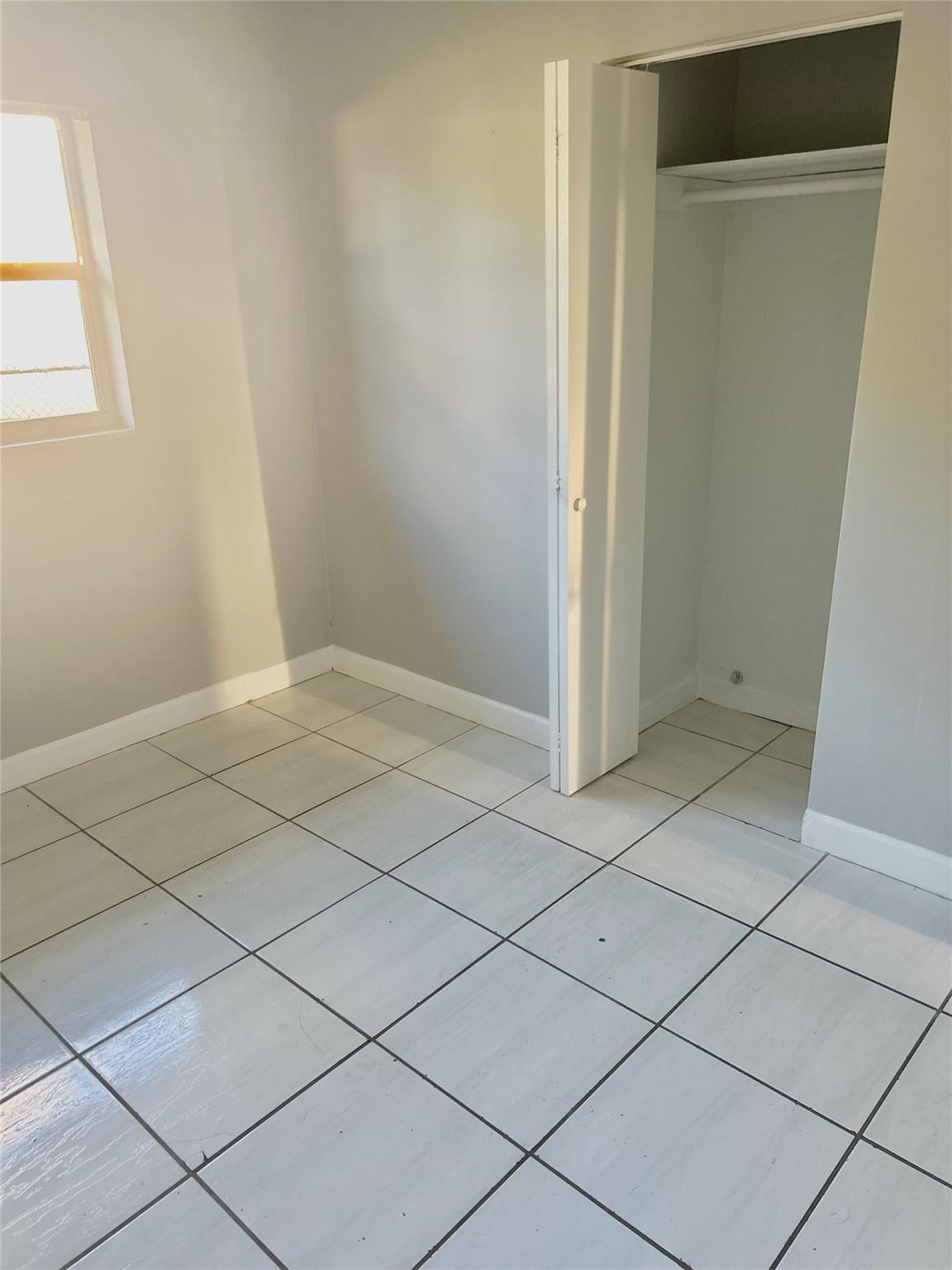 Lauderdale Manors Amd - Residential