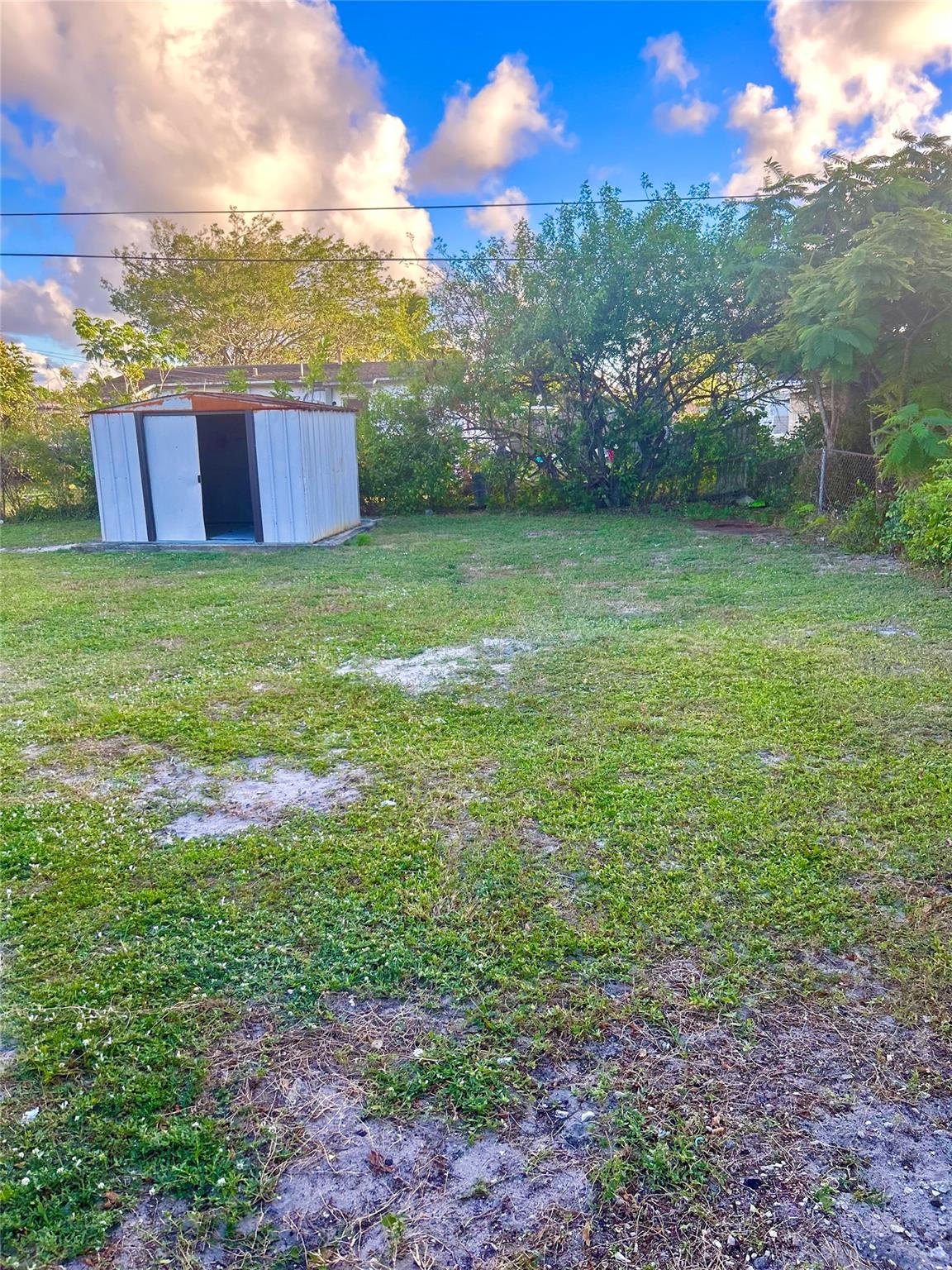 Lauderdale Manors Amd - Residential