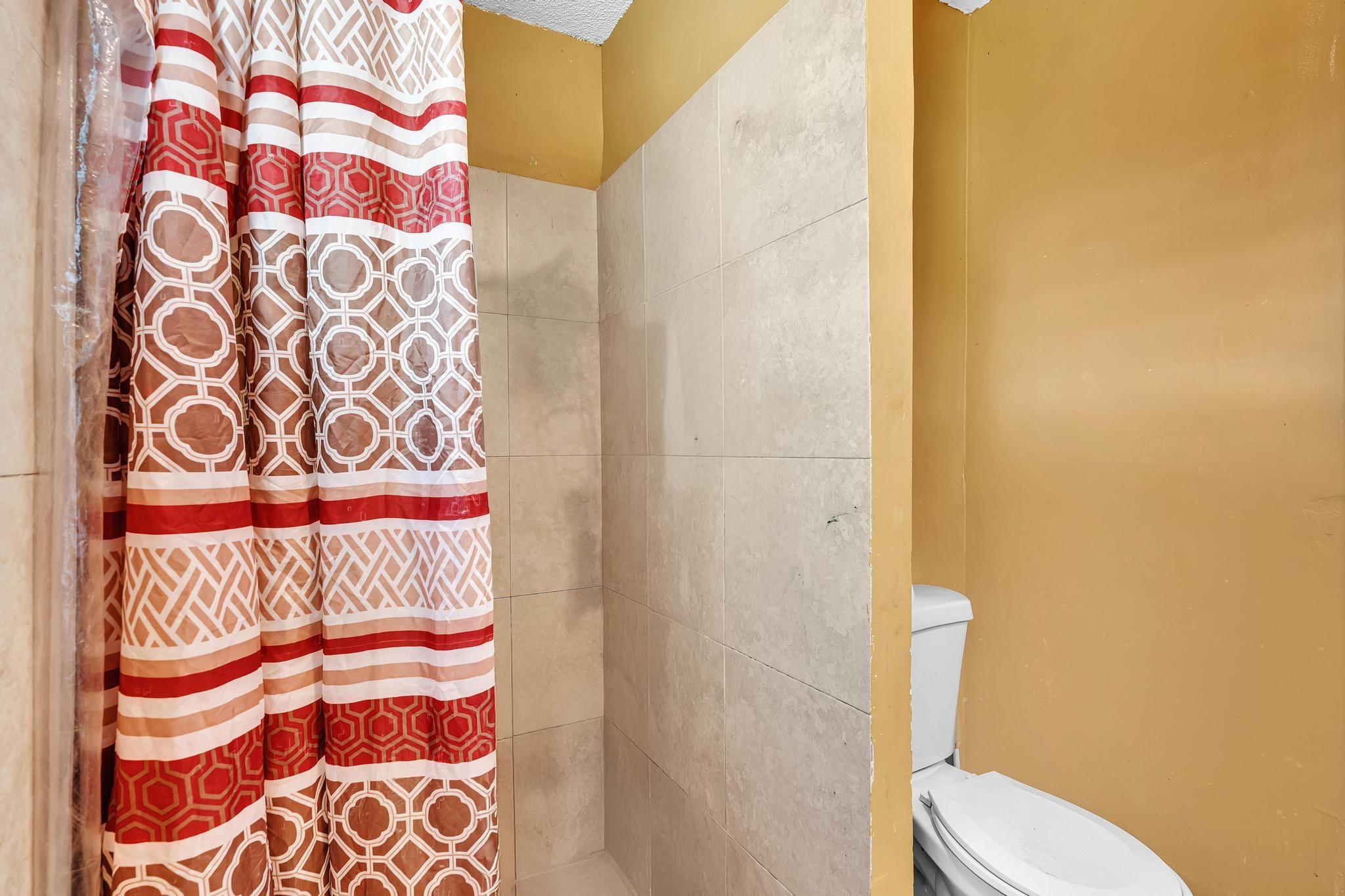 Lauderdale Lakes North Ga - Residential