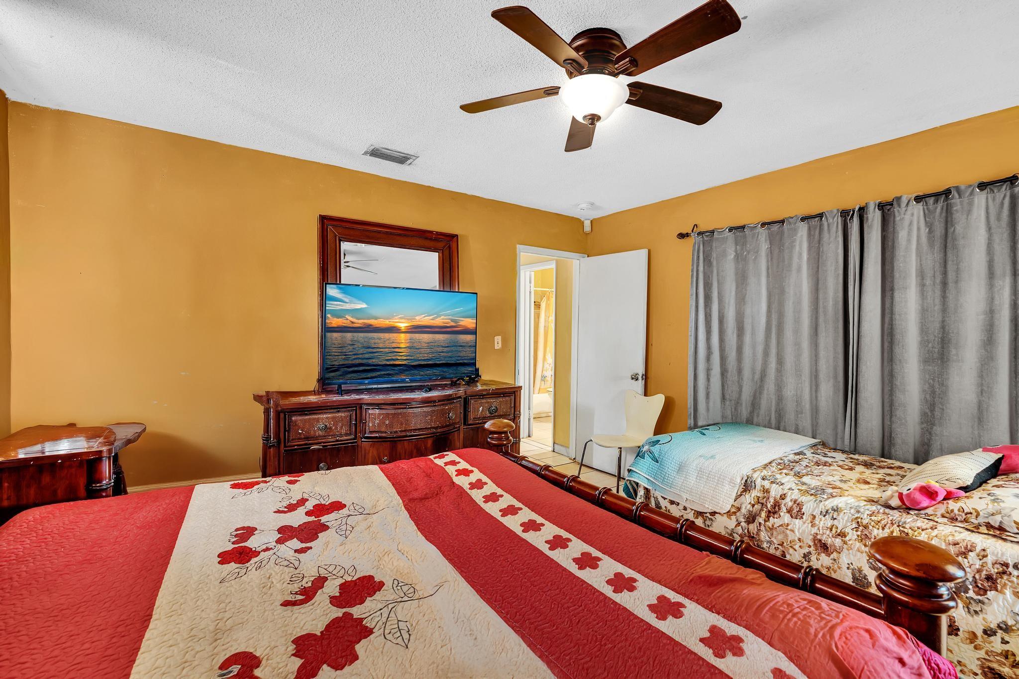 Lauderdale Lakes North Ga - Residential