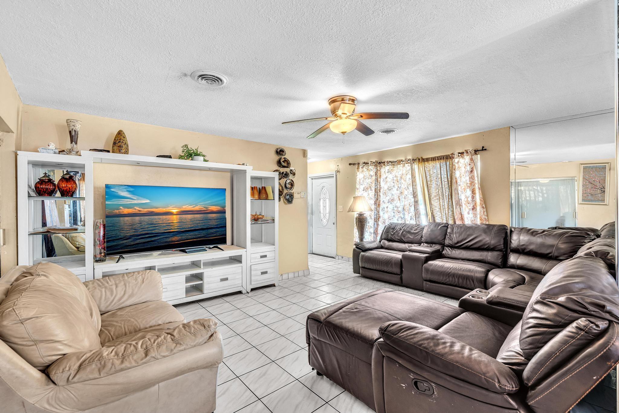 Lauderdale Lakes North Ga - Residential