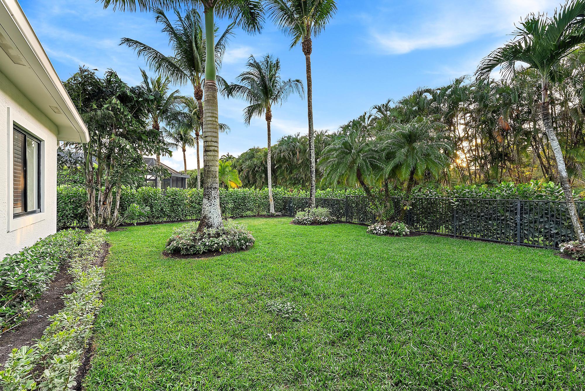 IBIS GOLF AND COUNTRY CLU - Residential