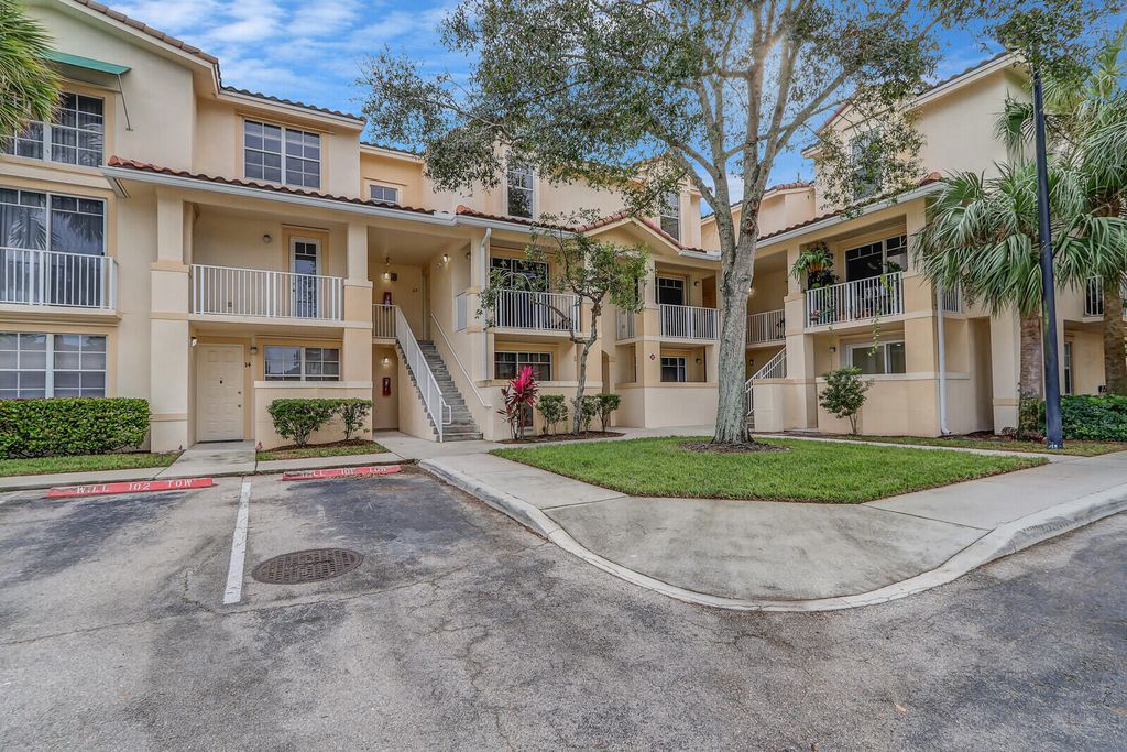 Photo of 4772 Chancellor Drive #10, Jupiter, FL 33458 (MLS # R11044574)