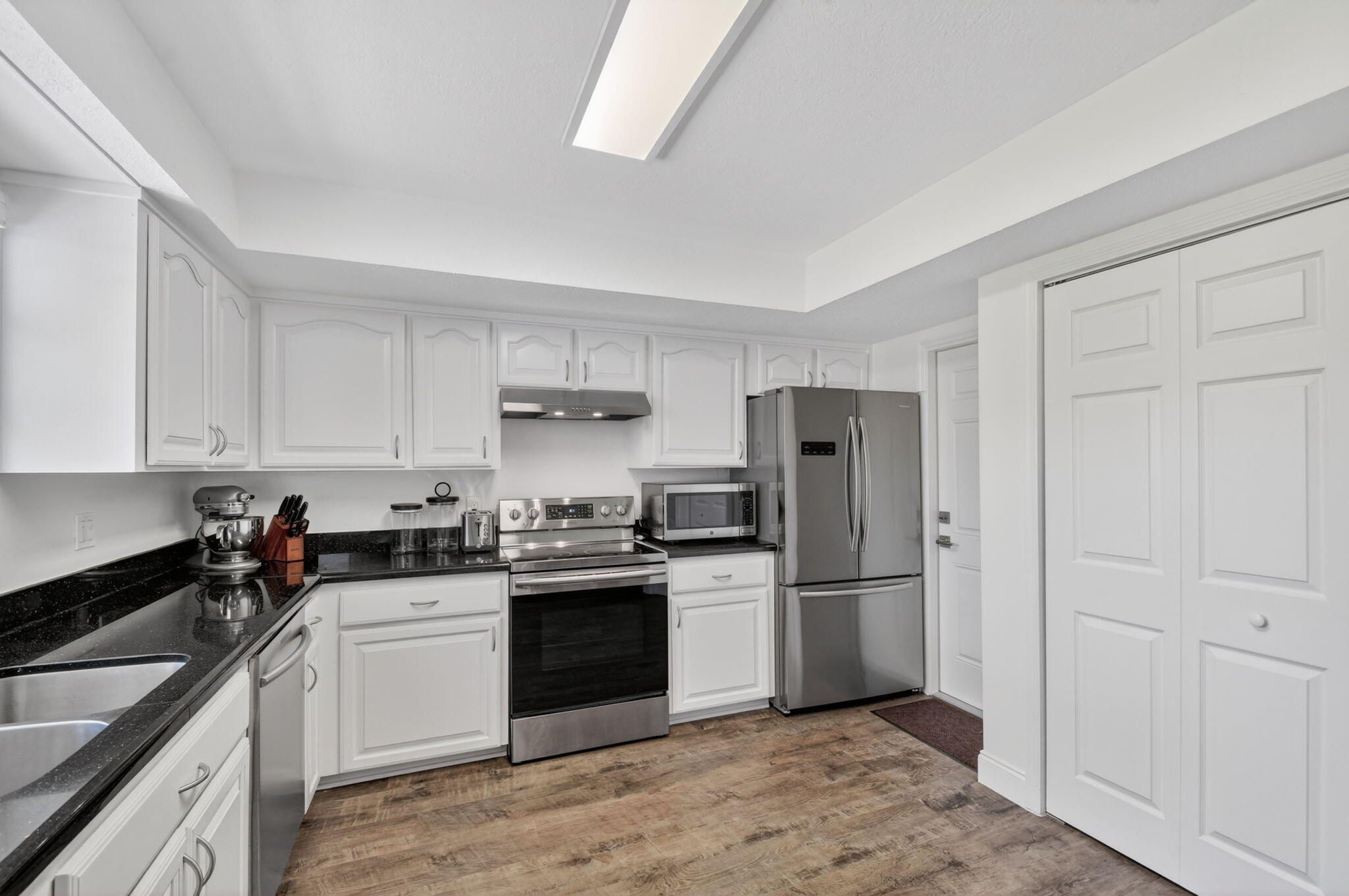 LOXAHATCHEE GROVES - Residential