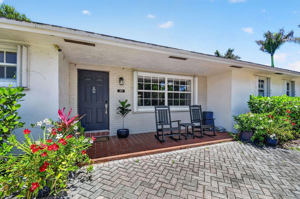 Photo of 14964 Snail Trail, Loxahatchee Groves, FL 33470 (MLS # B26022091)