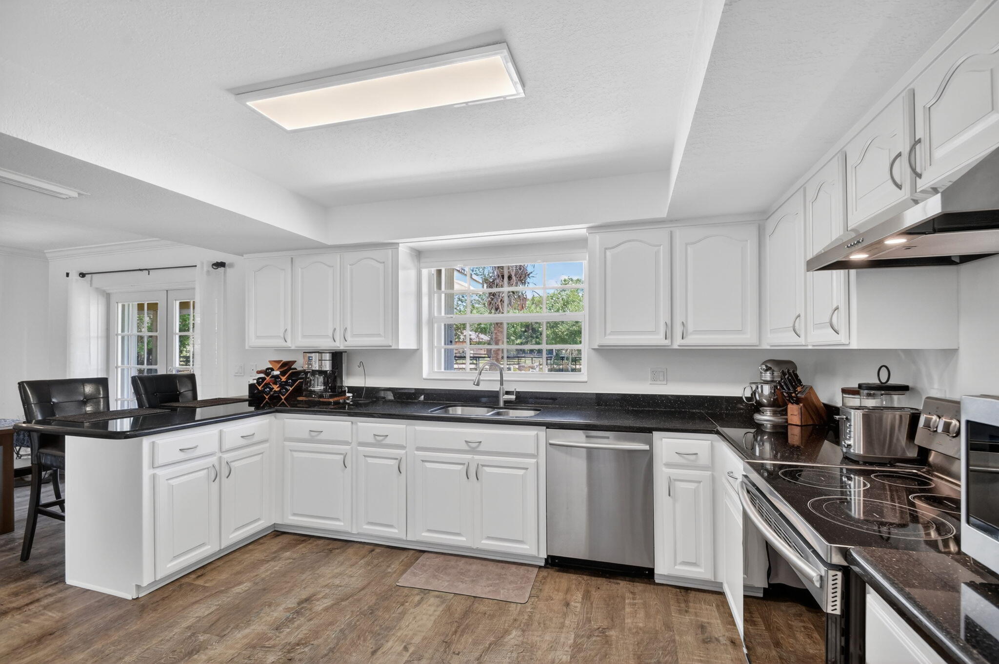 LOXAHATCHEE GROVES - Residential