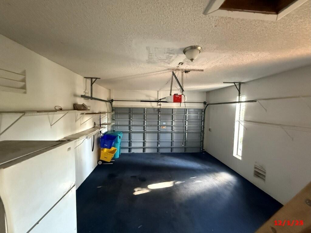 WINDSOR AT HUNTERS CONDO - Residential