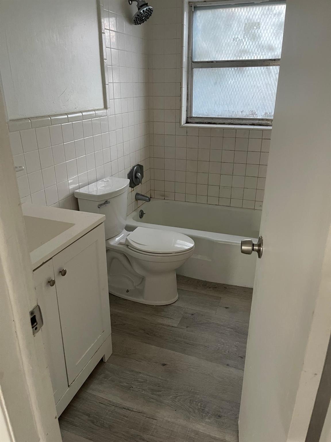 PLEASANT HEIGHTS - Residential Lease