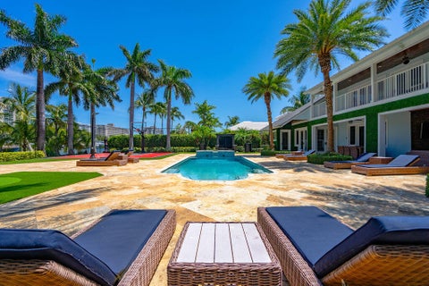 Tiny photo for 4130 NE 31st Avenue, Lighthouse Point, FL 33064 (MLS # B26028407)