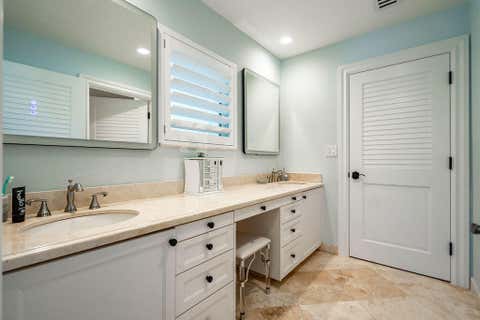 Tiny photo for 4130 NE 31st Avenue, Lighthouse Point, FL 33064 (MLS # B26028407)