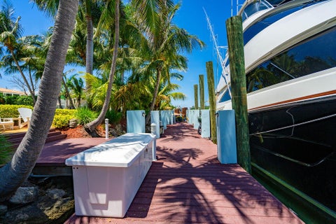 Tiny photo for 4130 NE 31st Avenue, Lighthouse Point, FL 33064 (MLS # B26028407)