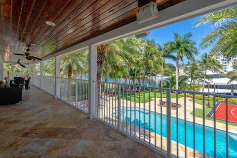 Tiny photo for 4130 NE 31st Avenue, Lighthouse Point, FL 33064 (MLS # B26028407)