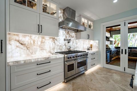 Tiny photo for 4130 NE 31st Avenue, Lighthouse Point, FL 33064 (MLS # B26028407)