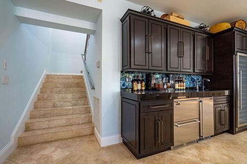 Tiny photo for 4130 NE 31st Avenue, Lighthouse Point, FL 33064 (MLS # B26028407)