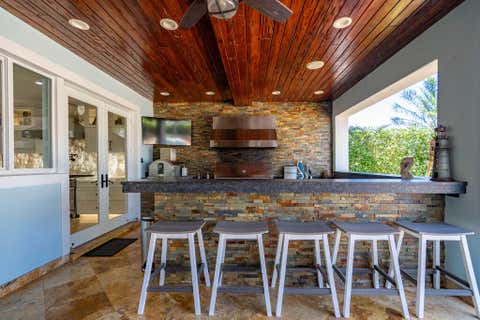 Tiny photo for 4130 NE 31st Avenue, Lighthouse Point, FL 33064 (MLS # B26028407)