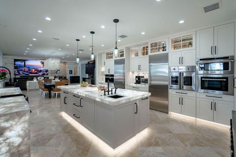 Tiny photo for 4130 NE 31st Avenue, Lighthouse Point, FL 33064 (MLS # B26028407)