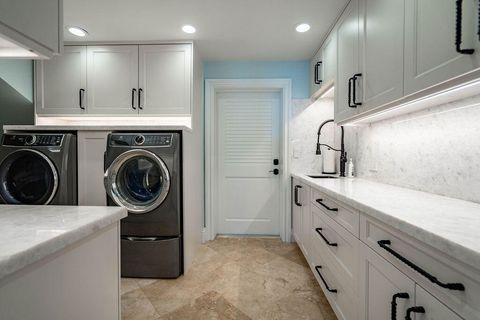 Tiny photo for 4130 NE 31st Avenue, Lighthouse Point, FL 33064 (MLS # B26028407)