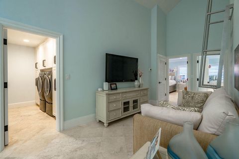 Tiny photo for 4130 NE 31st Avenue, Lighthouse Point, FL 33064 (MLS # B26028407)