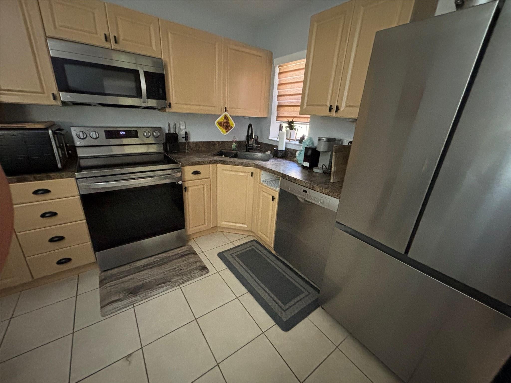 2520 NW 49TH Terrace 732