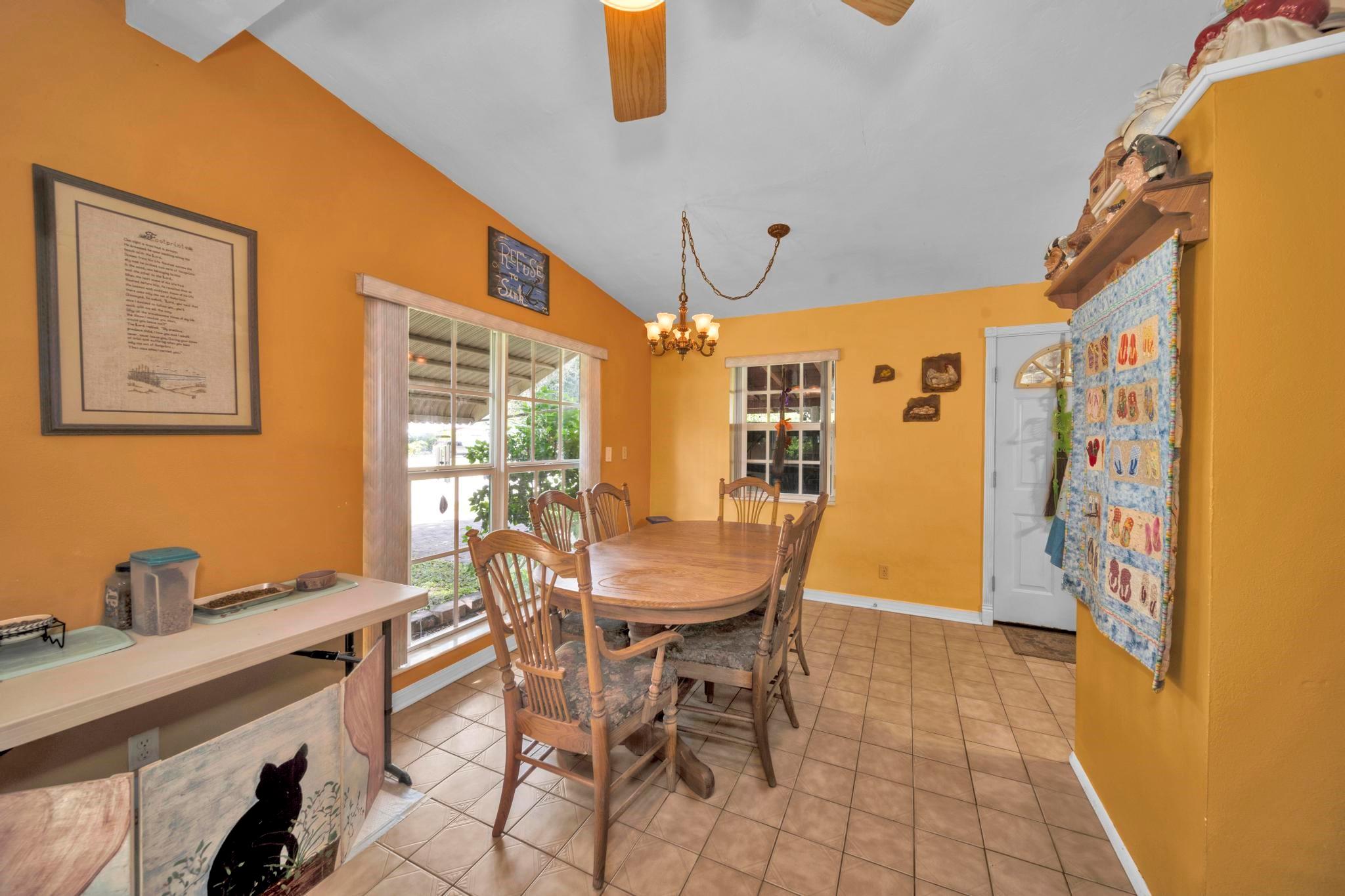 1350 SW 15th Ter