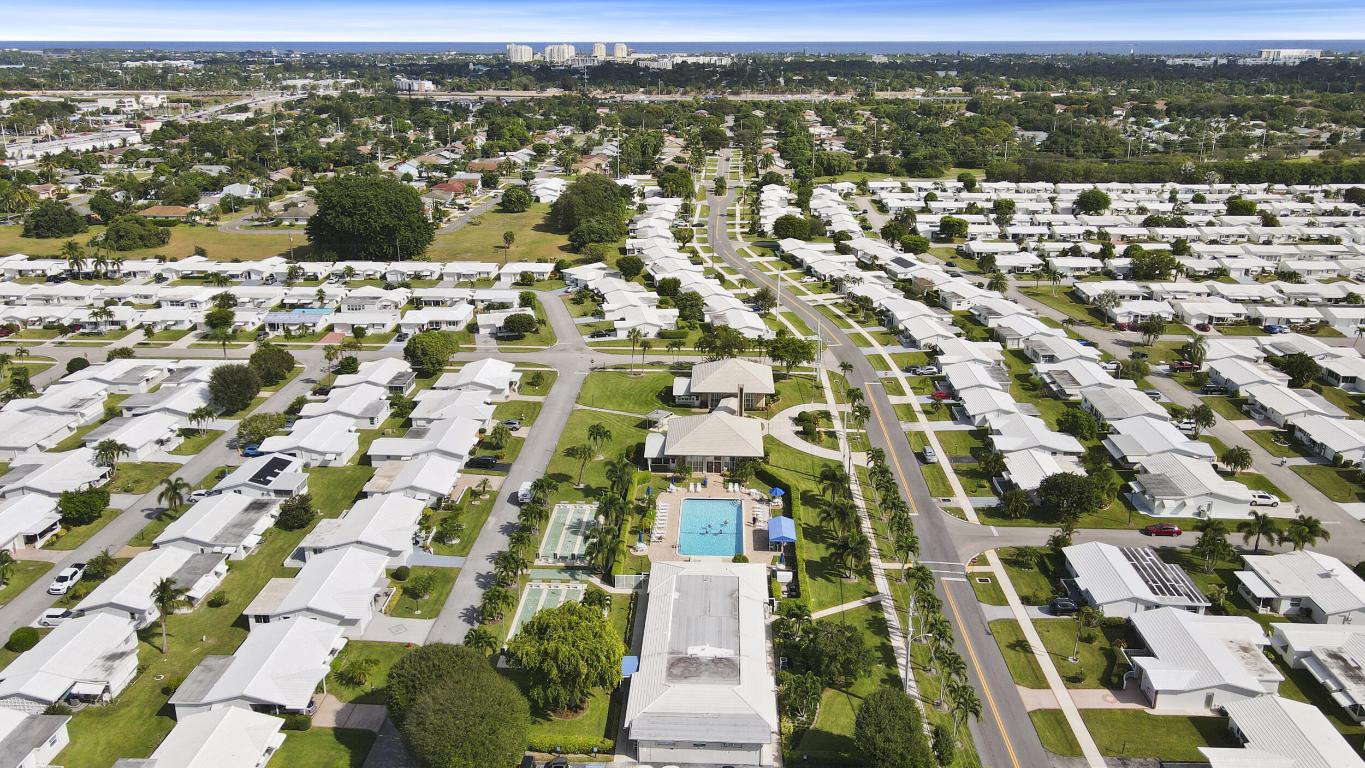 LEISUREVILLE LAKE CONDO - Residential