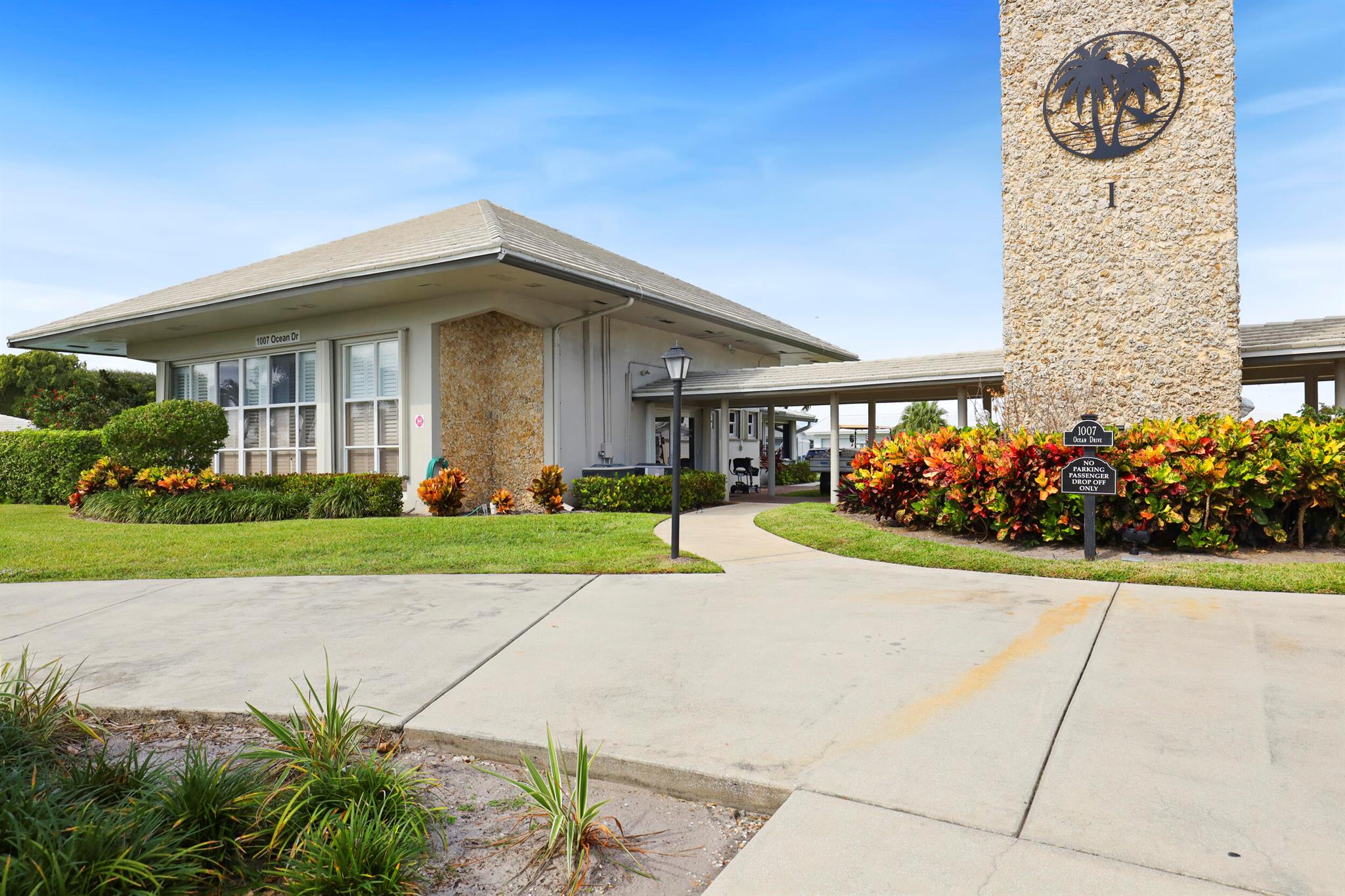 LEISUREVILLE LAKE CONDO - Residential