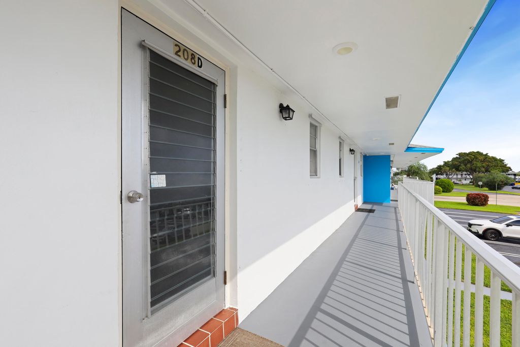 Photo of 1113 Lake Terrace #208, Boynton Beach, FL 33426 (MLS # R11138672)