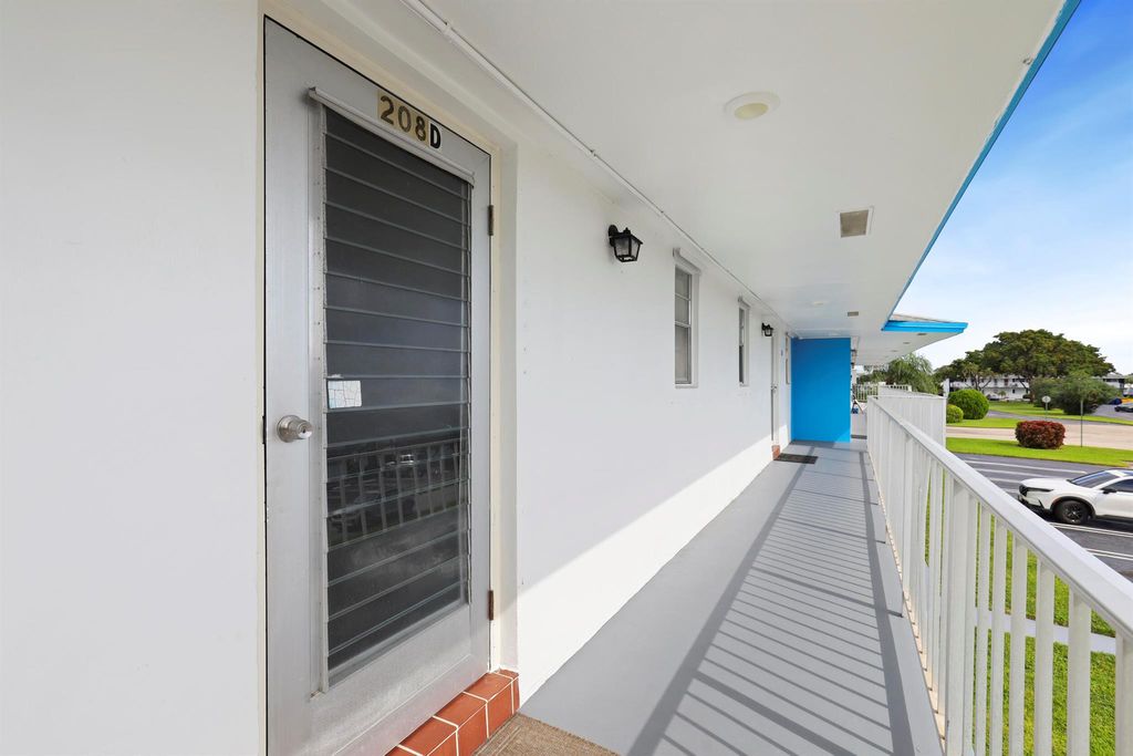 Photo of 1113 Lake Terrace #208, Boynton Beach, FL 33426 (MLS # R11138672)