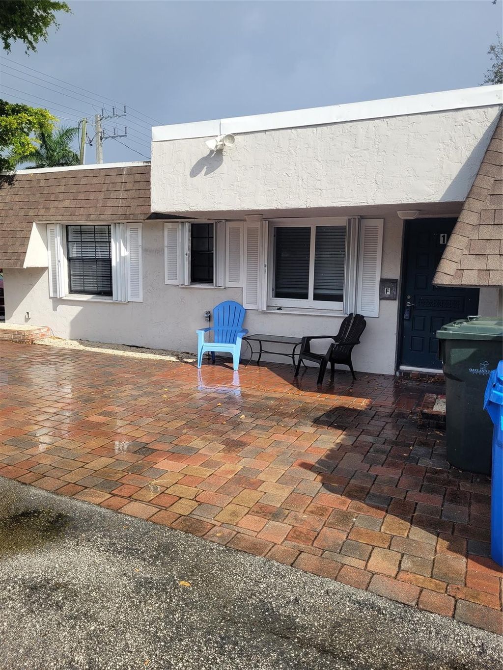 Photo of 770 NE 38th Street #F, Oakland Park, FL 33334 (MLS # F10549970)