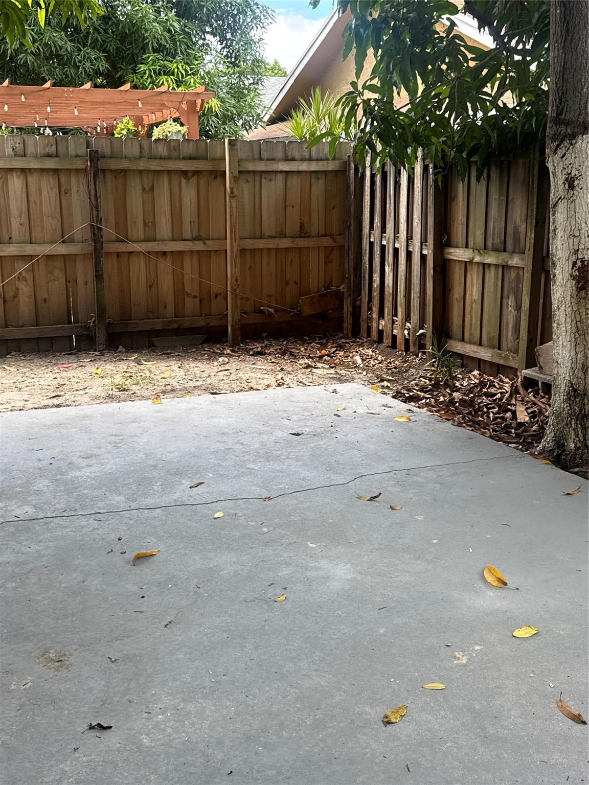 North Lauderdale Village - Residential Lease