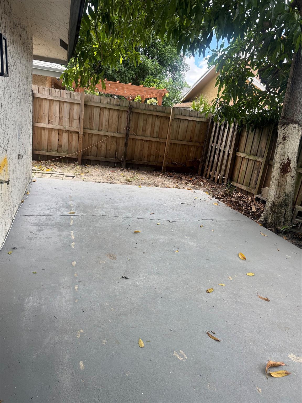 North Lauderdale Village - Residential Lease