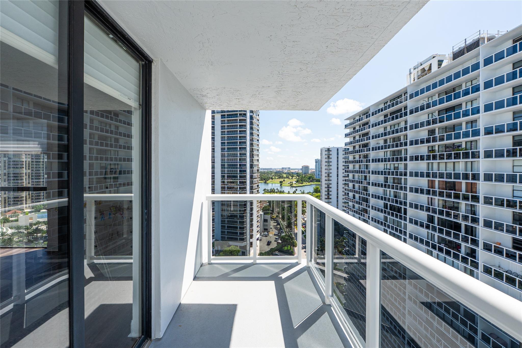 WATERVIEW CONDO - Residential Lease