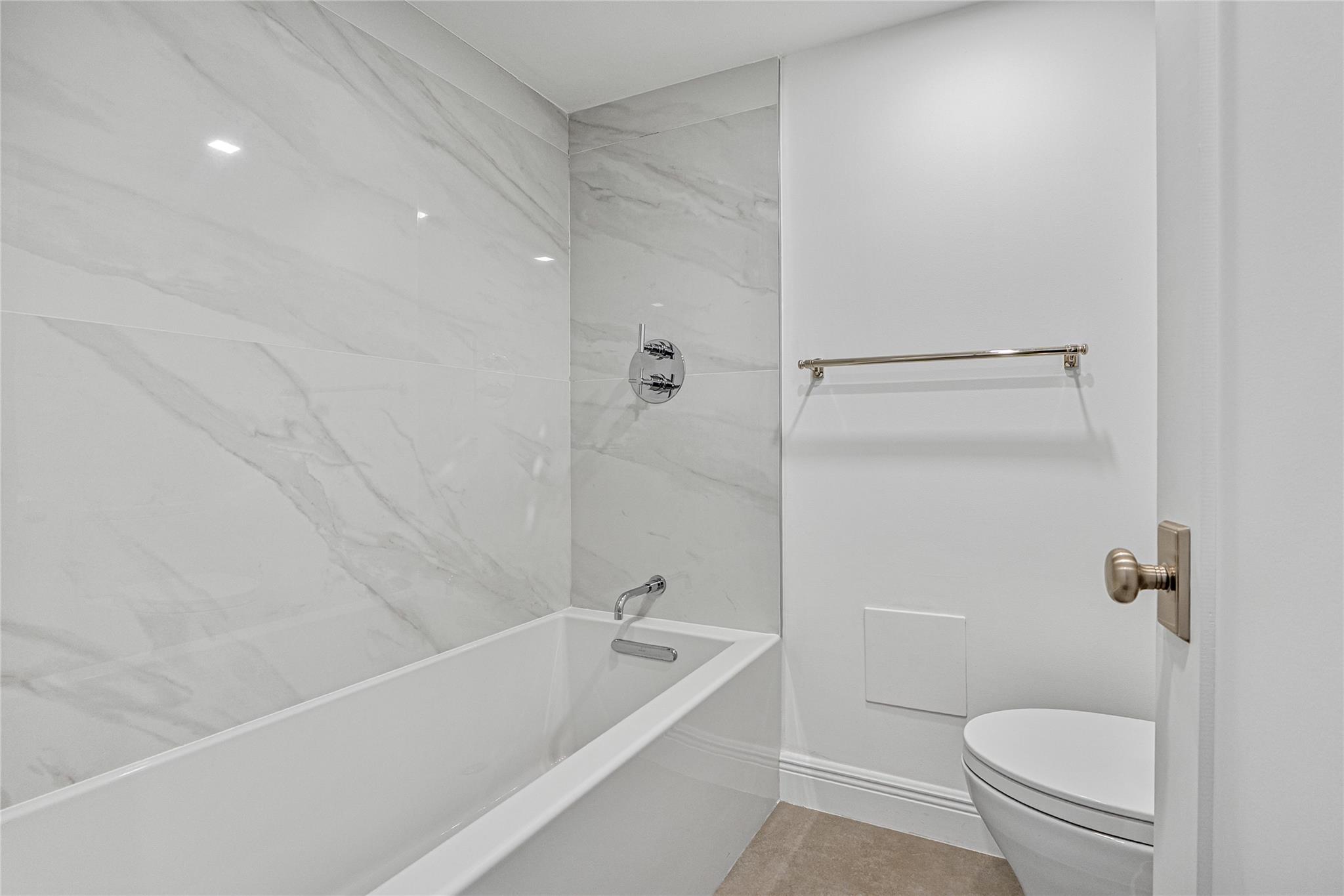 WATERVIEW CONDO - Residential Lease