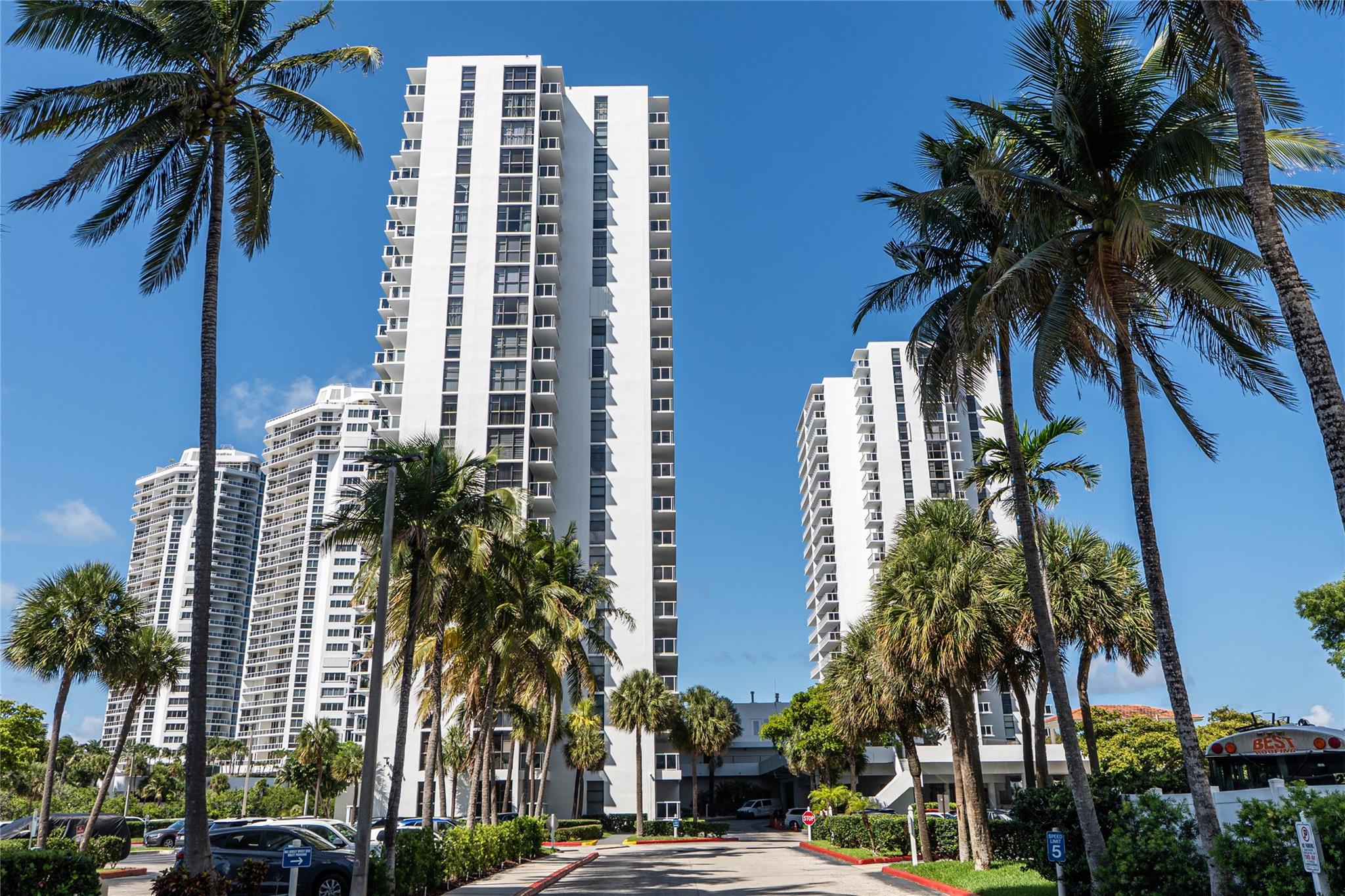WATERVIEW CONDO - Residential Lease
