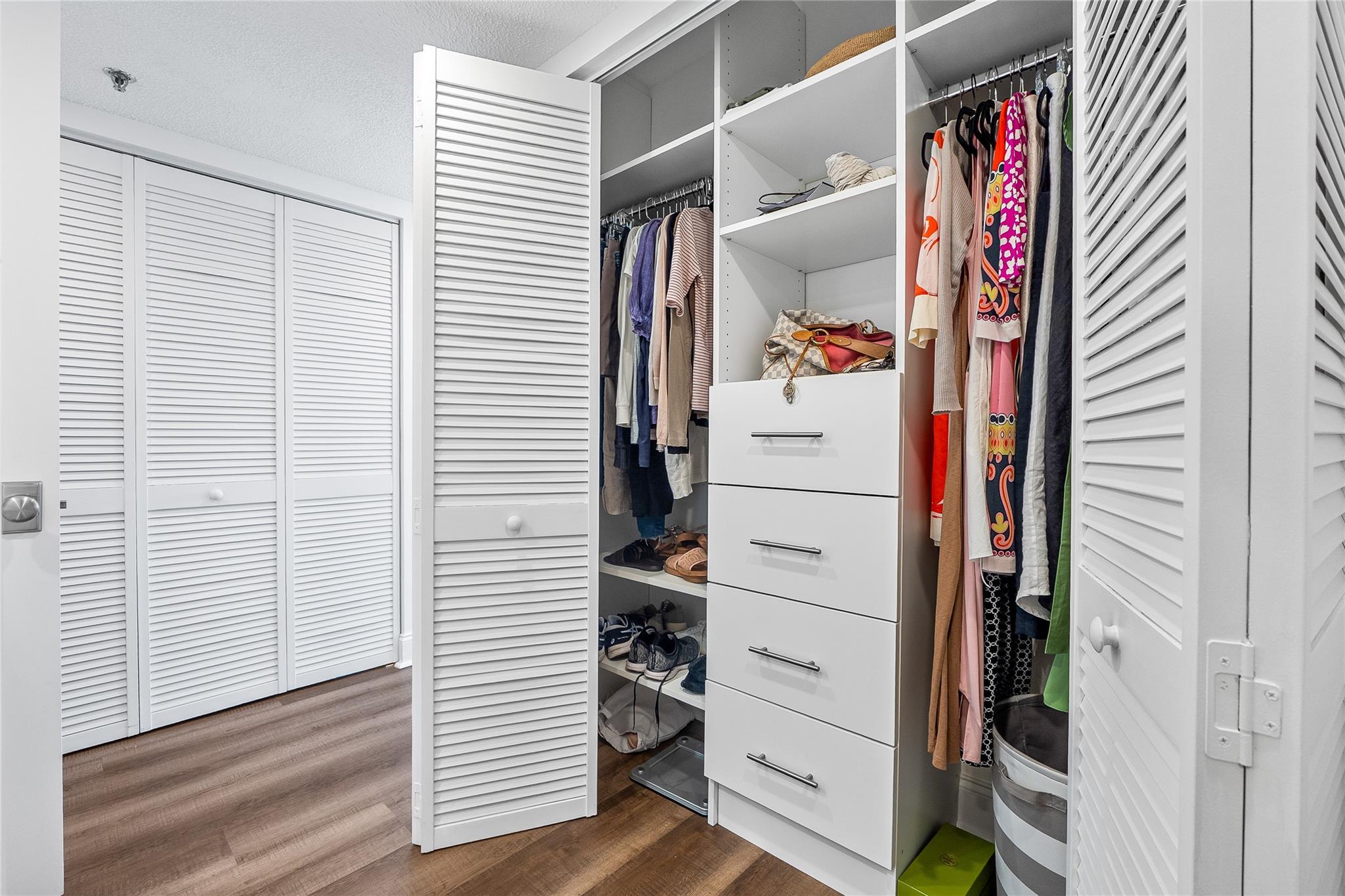 WATERVIEW CONDO - Residential Lease