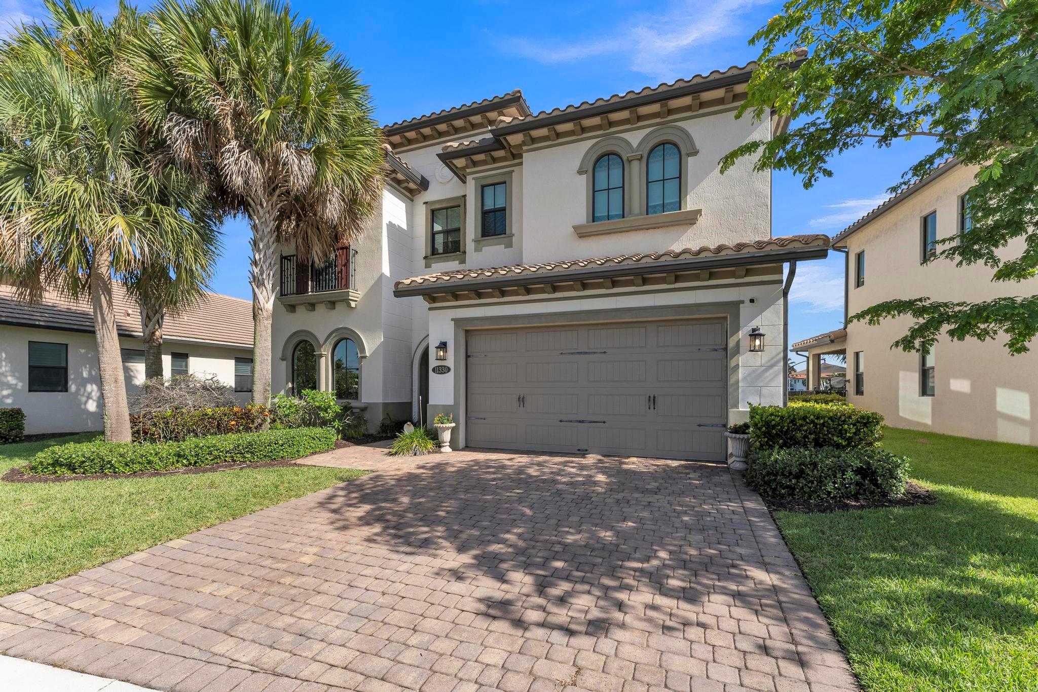 Pembroke Lakes South 119- - Residential