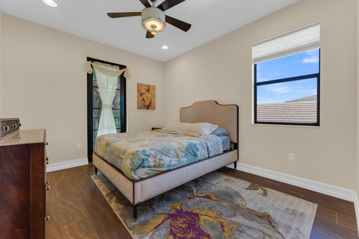 Pembroke Lakes South 119- - Residential