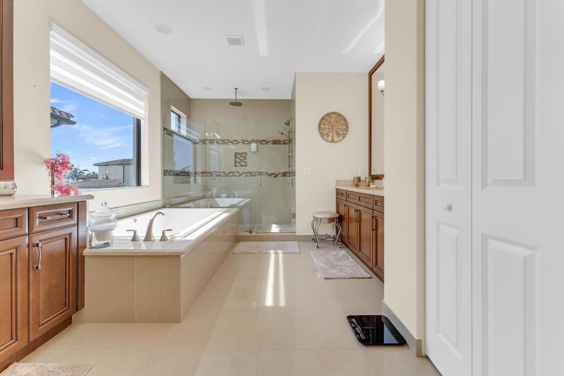 Pembroke Lakes South 119- - Residential