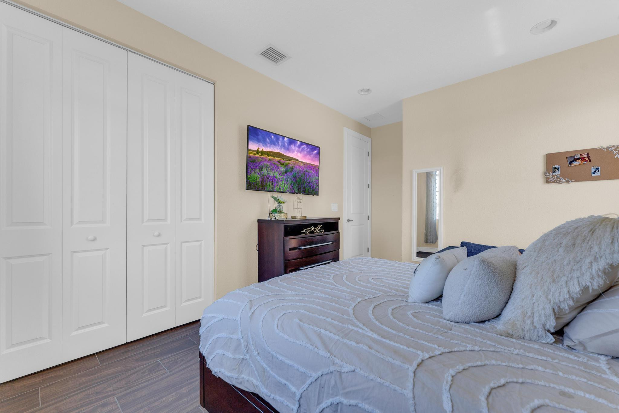 Pembroke Lakes South 119- - Residential