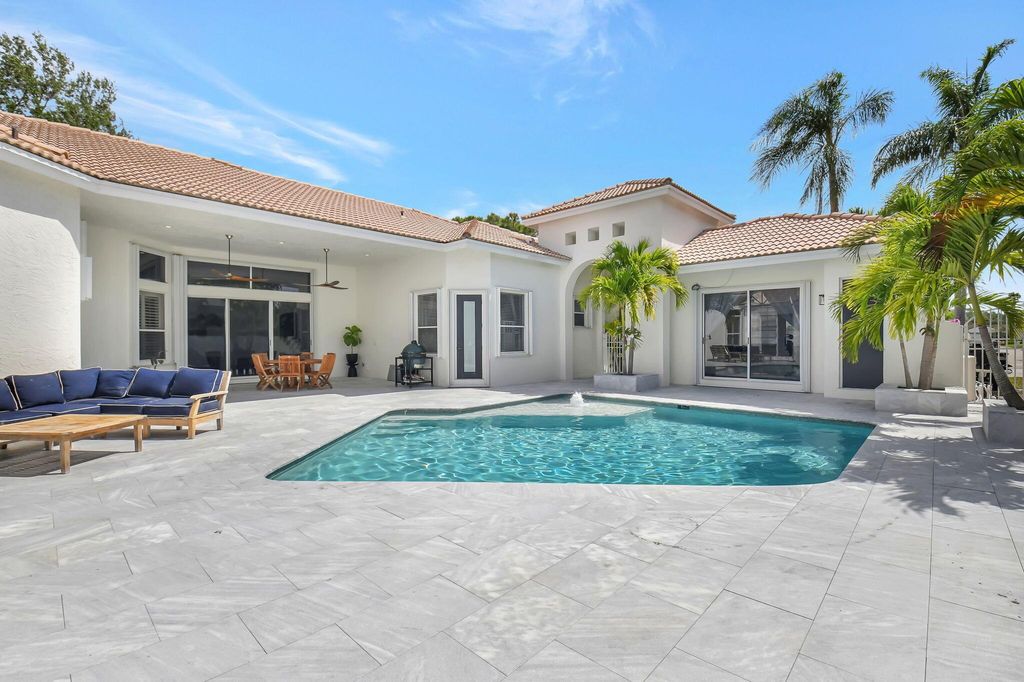 Photo of 9569 Calliandra Drive, Boynton Beach, FL 33436 (MLS # R11078842)