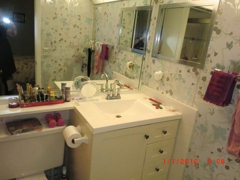 A home in Deerfield Beach