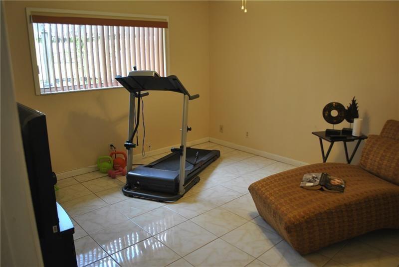 Willow Creek 93-33 B - Residential